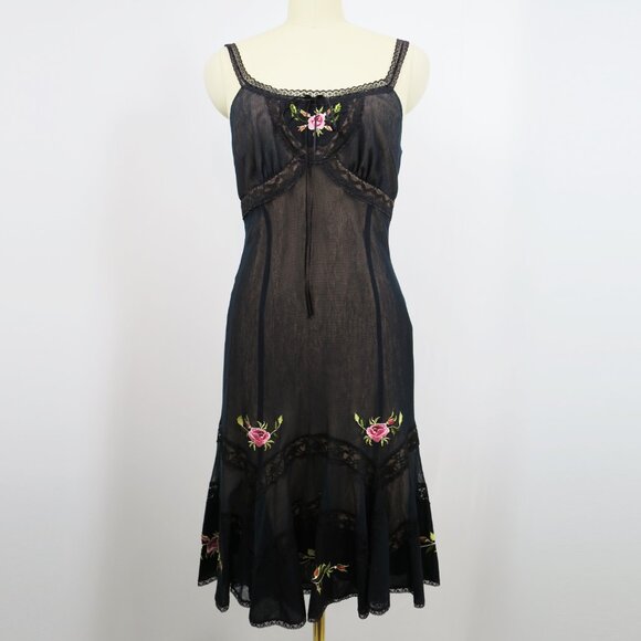 NWT Betsey Johnson Black Illusion Mesh Slip Dress with Floral Embroidery 8 $265 - Picture 1 of 16